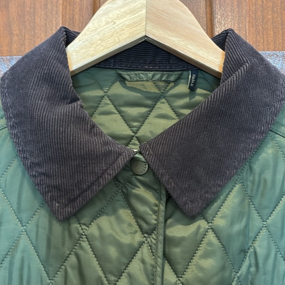 Barbour Annandale Quilted Jacket - Picture 3 of 10